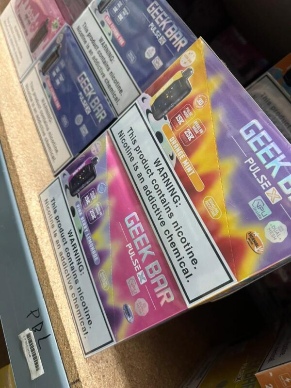 Geek Bar Pulse X 25k Puffs 10-Pack Bundle wholesale box display